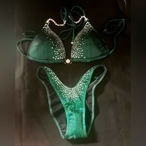 BRAND NEW Figure Competition Bikini
